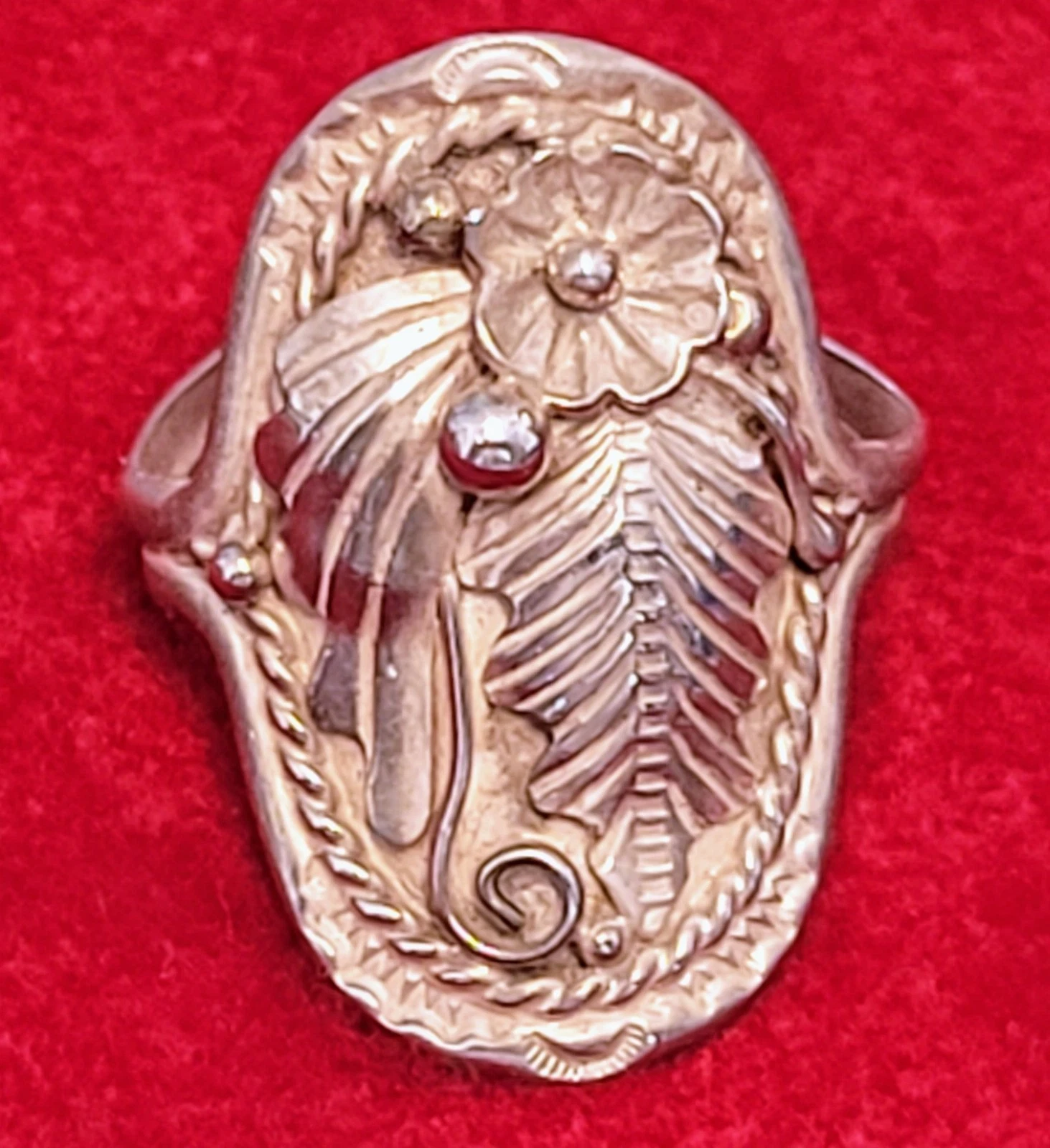 VINTAGE NATIVE AMERICAN NAVAJO IHMSS "LY" SOLID STERLING FLOWER & LEAF RING SZ9