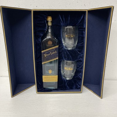 Johnnie Walker Blue Label Blue Scotch Whiskey Gift Set w/ 2 Glasses Empty Bottle