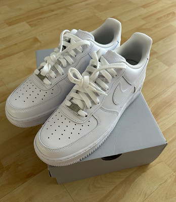 Nike Air Force 1 Low Top Herren Sneaker Weiß Leder EU 43 US 9,5 CW2288-111