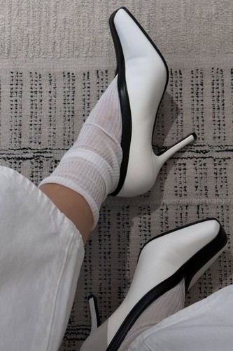 Chanel 26S Pumps Matthieu Blazy's weiß Lammfell Größe 36,5c - Bild 24 von 24