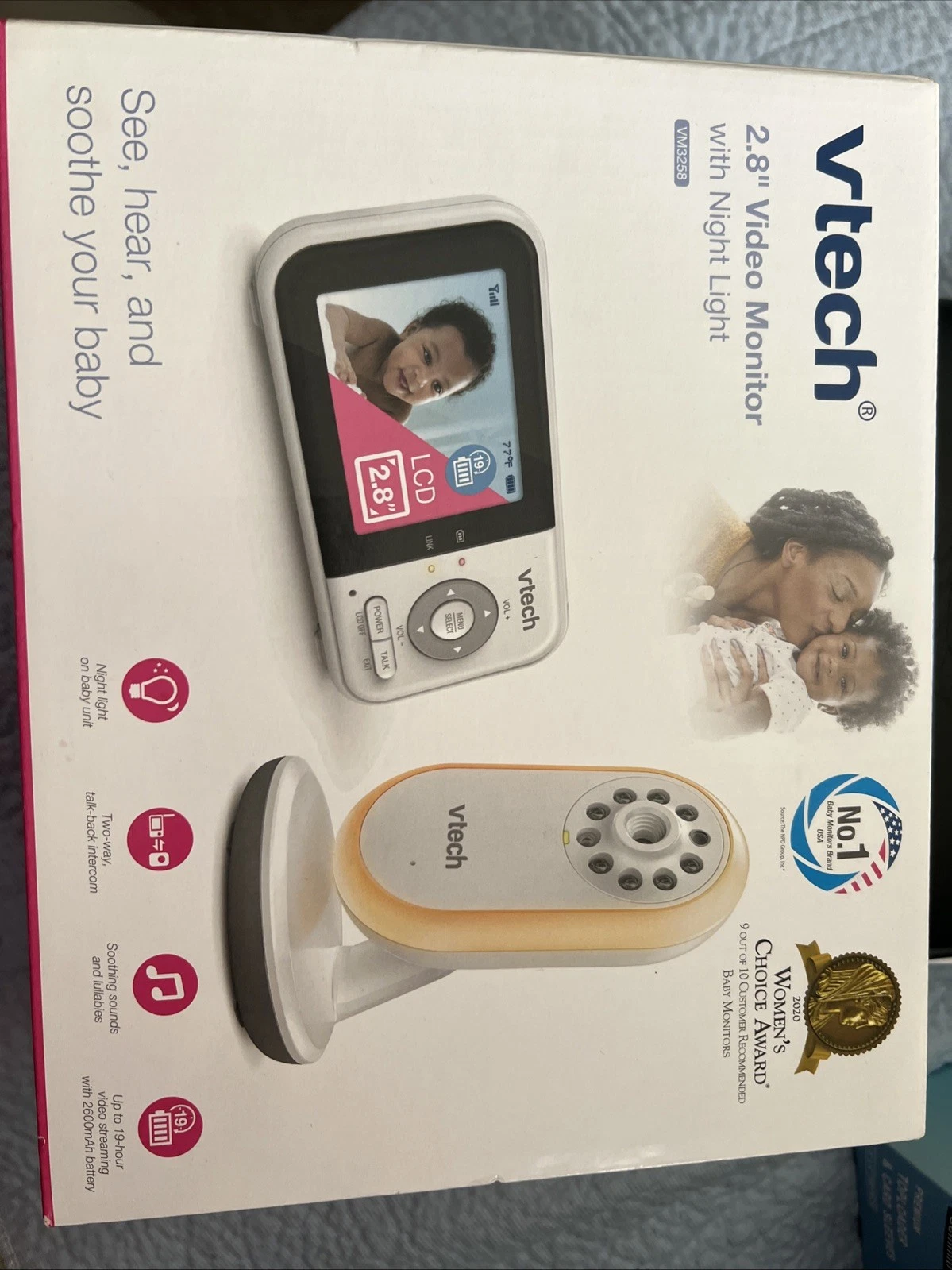 🌟NIB 🌟VTech - 2.8” Digital Video Baby Monitor with Night Light - White