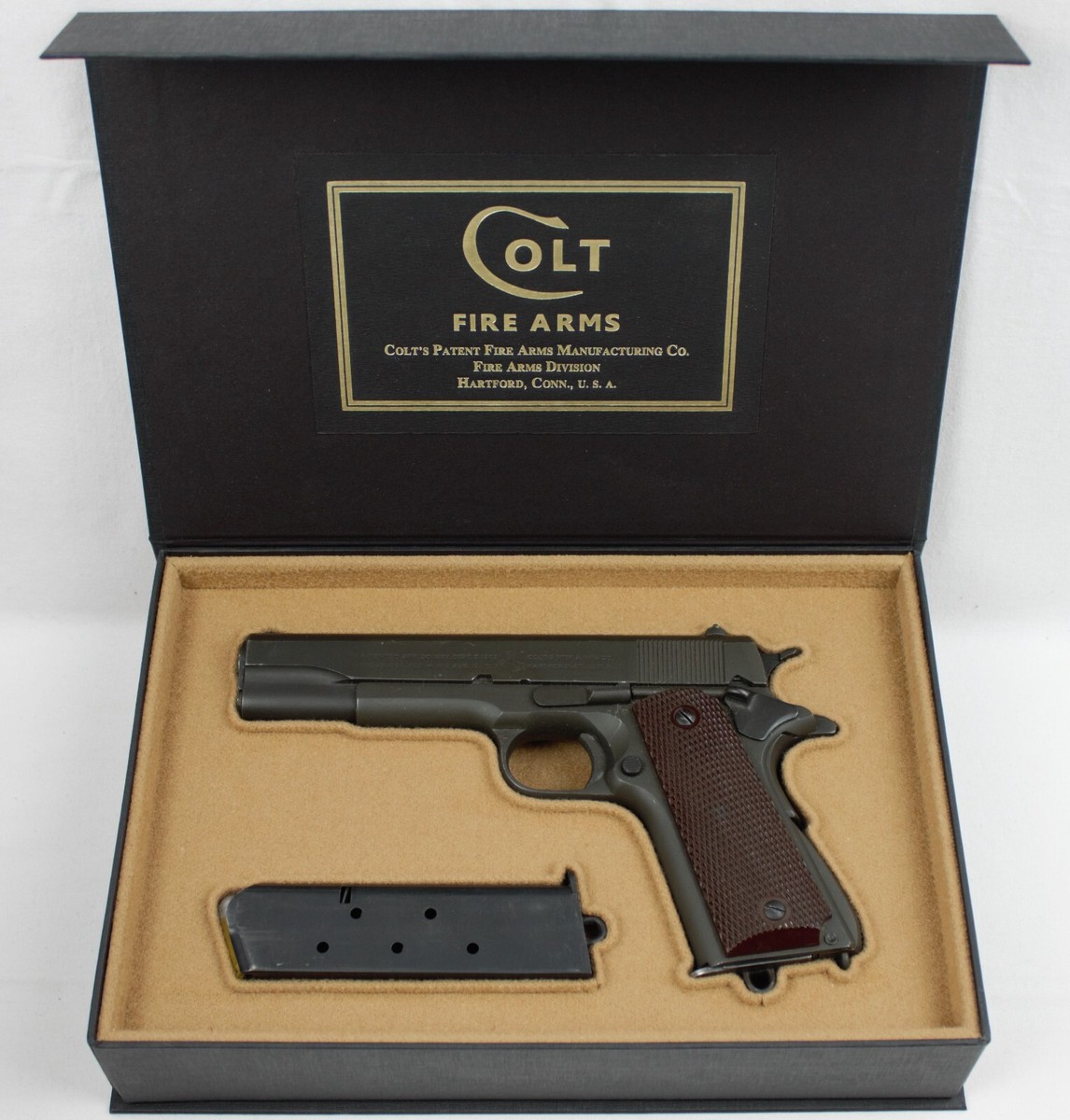 PISTOL GUN PRESENTATION CUSTOM DISPLAY CASE BOX for COLT m1911 A1