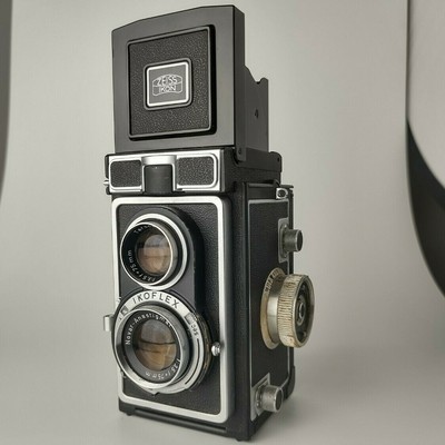 Zeiss Ikon Ikoflex Ic (886/16) BIOTTICA 6x6 Novar-Anastigmat 75mm 