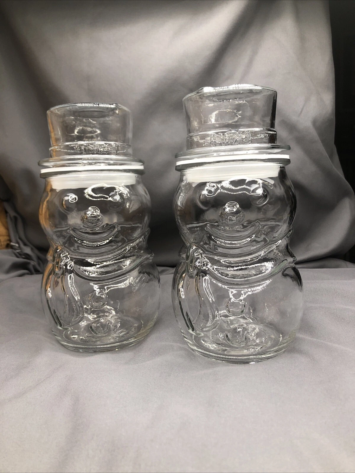 VTG Libbey of Canada Set of 2 Glass SNOWMAN Canister w Hat Lid 16 oz 7.5" tall