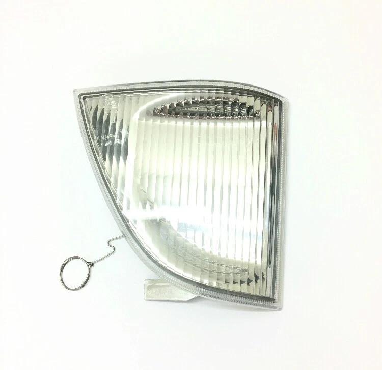 New Genuine Mercedes-Benz Vario Right Lens Front Blinker Lamp 