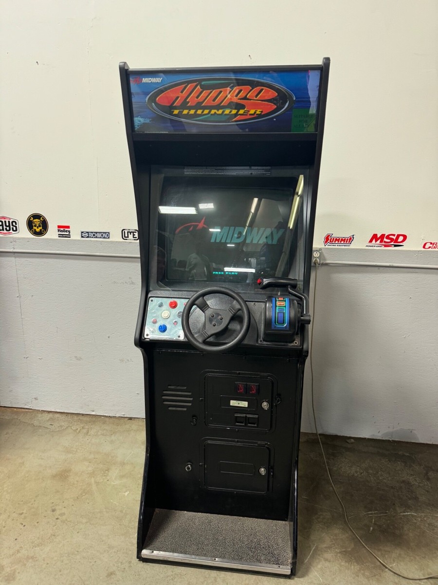 Hydro thunder stand up arcade boat driving racing game. Willing to