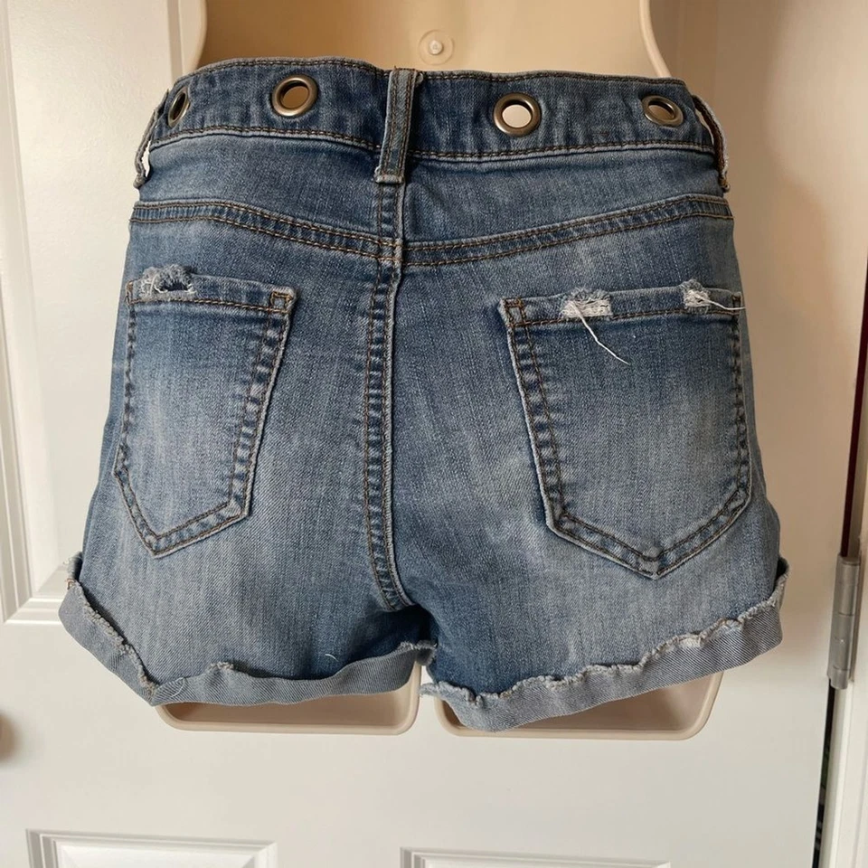 VANILLA STAR Juniors Ripped Denim Distressed Jean Shorts Size 3 - Image 2 of 4