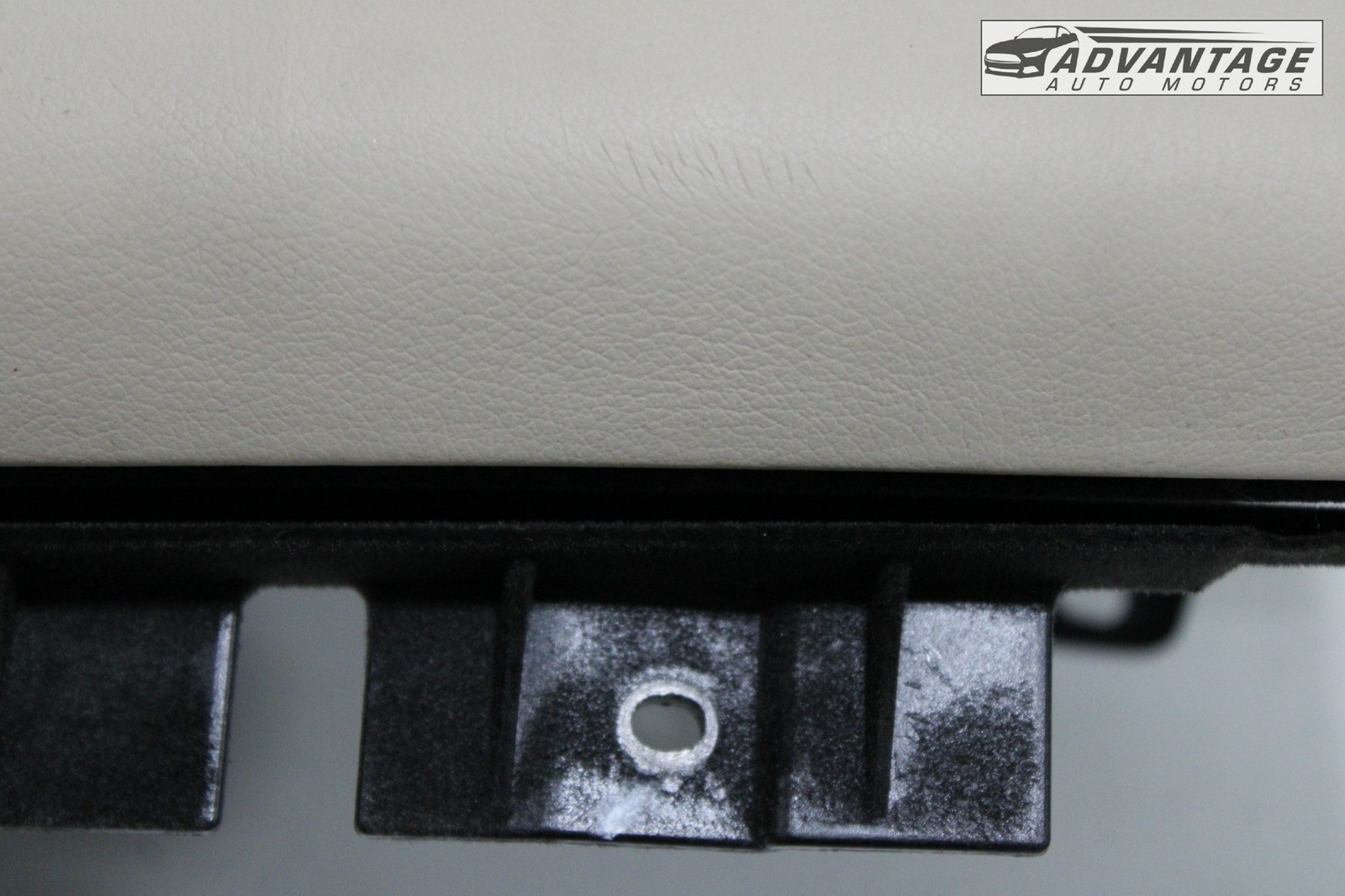 2014-17 MASERATI QUATTROPORTE DASHBOARD RIGHT GLOVE BOX STORAGE COMPARTMENT OEM