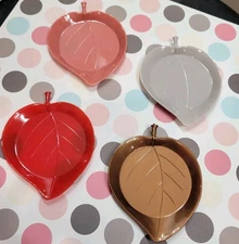 Vintage Gothamware MCM Leaf Dishes Coasters Set/4 Plastic Melamine Retro Charm