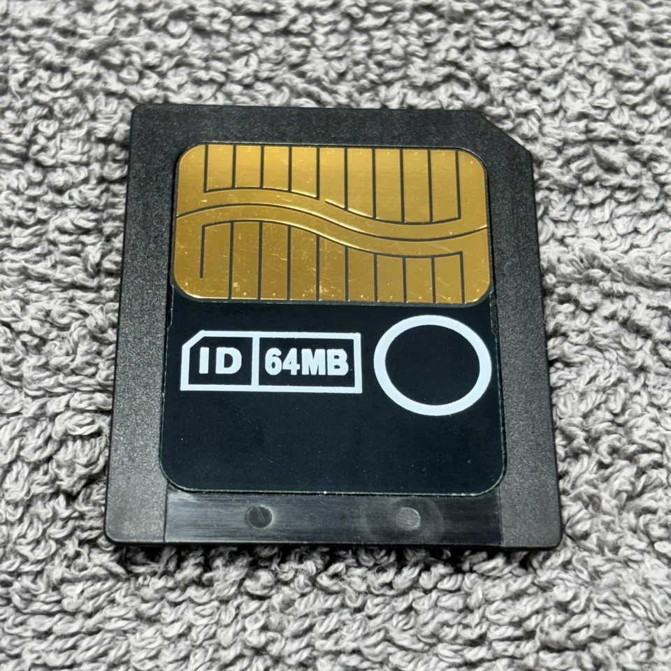 SanDisk SmartMedia ID 64MB 3.3V SM ID Memory Card for Fujifilm/Olympus SDSM64 - Image 2 of 4