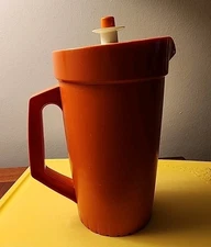 Vintage Tupperware 2 Quart Harvest Orange Pitcher Push Button Lid #800-5 US