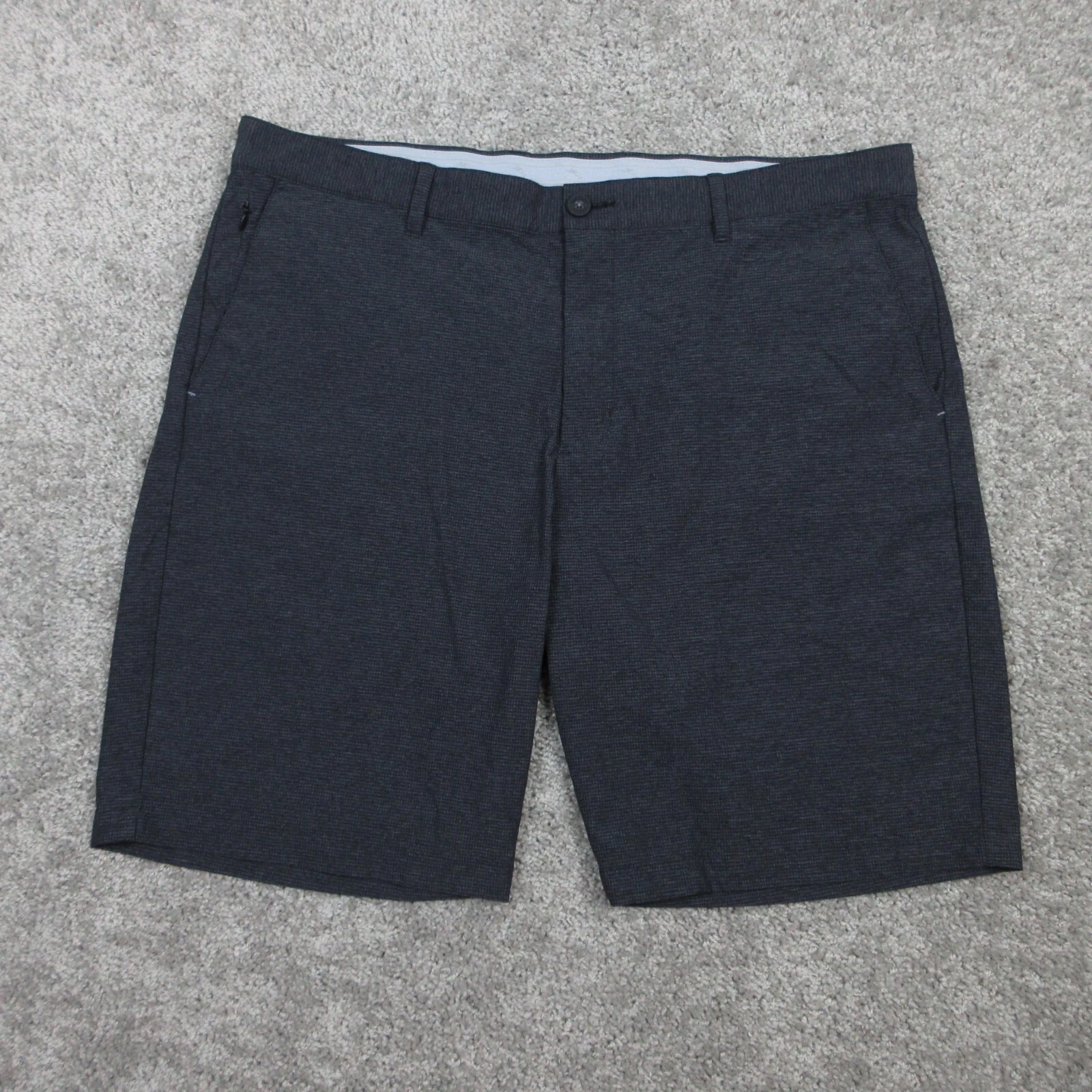 Tommy Bahama Shorts Mens 40 Black Dark Gray Performance Golf Bottom Chino Short