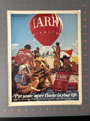 1972 Vintage Lark Filter Cigarettes Beach Party Hot Air Balloon Print Ad I2