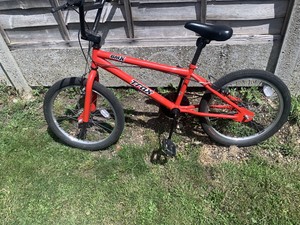 trax bmx red