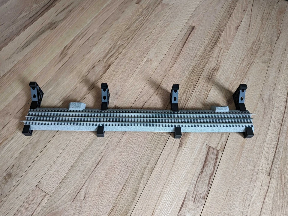 O Scale Wall Mount Room Kit for Lionel & Other Train Track (O Gauge) - Image 2 of 4