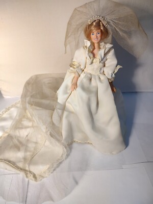 Vtg 1982 Diana Princess of Wales Doll British Crown Colony #1501 Royal Wedding