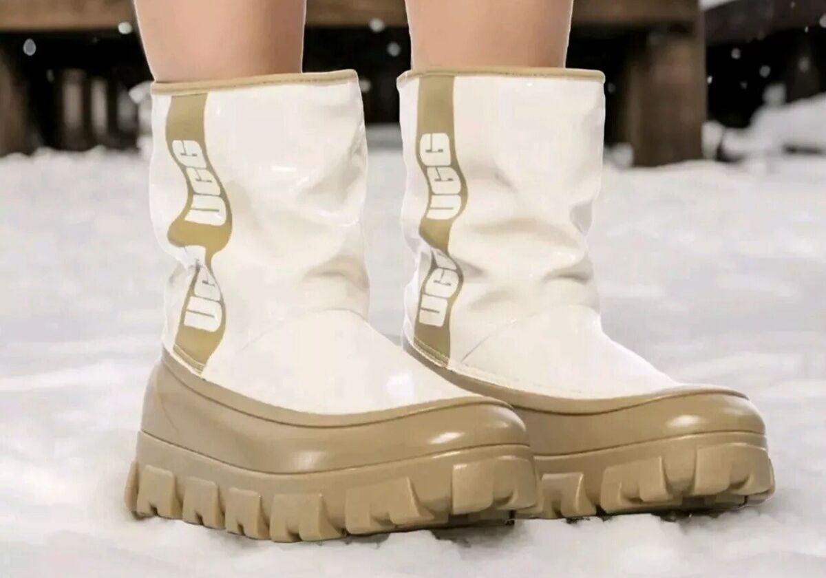 UGG MUSTARD SEED JASMINE CLASSIC BRELLAH MINI WATERPROOF