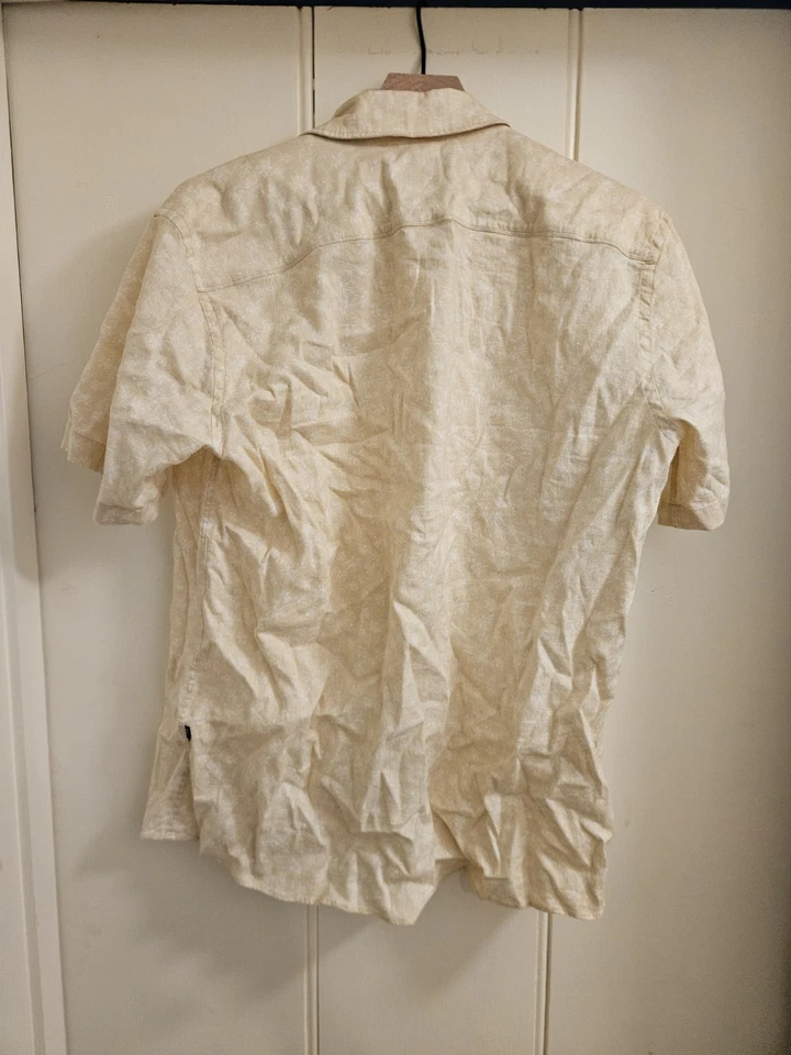 Hugo Boss Linen Shirt Short Sleeve, Button-Up, Medium Yellow Pattern - Image 2 of 3