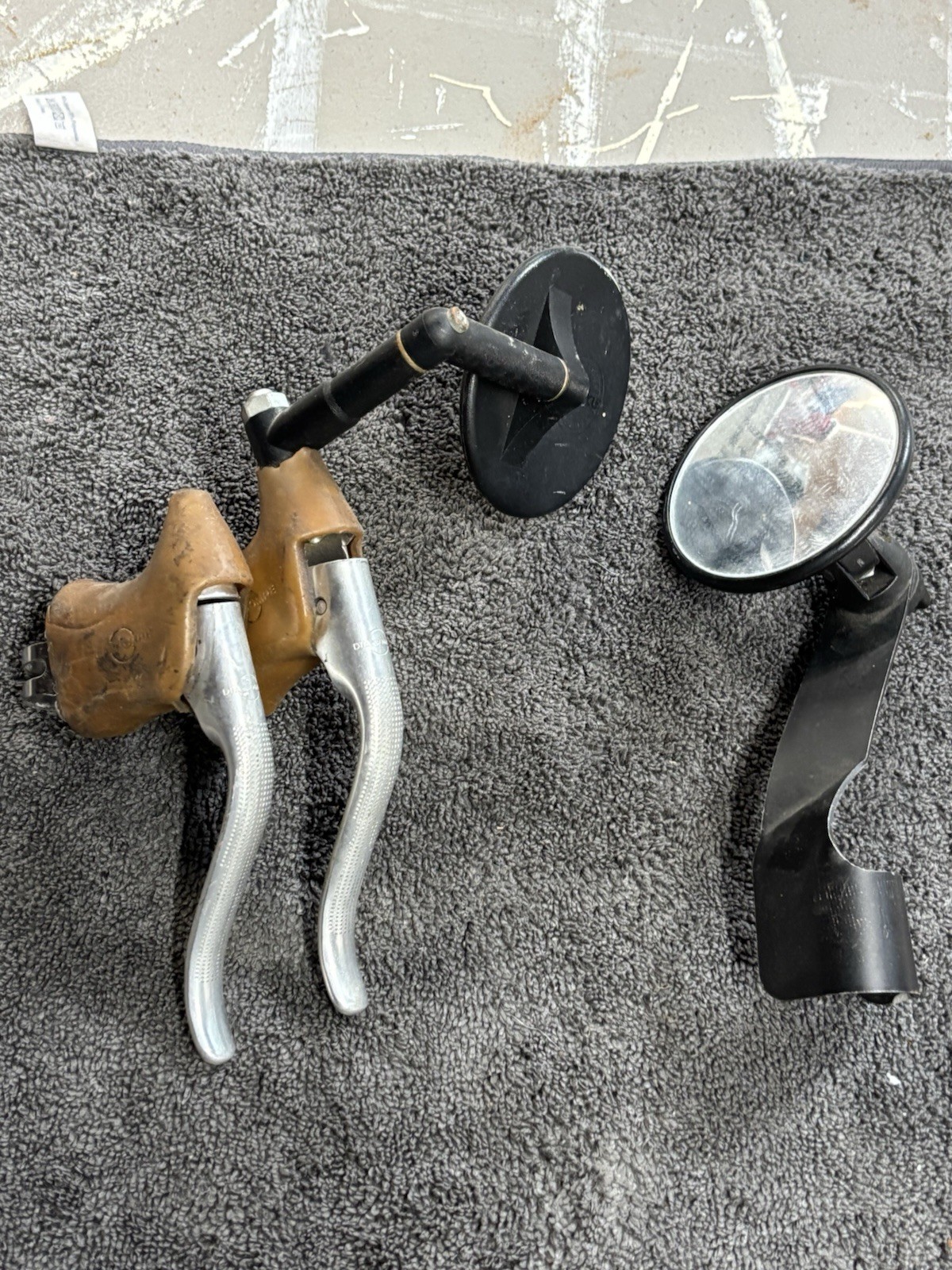 Mid 1980’s Vintage DIA-COMPE Non-Aero Road Brake Lever Set With Mirrors, WOW!!!