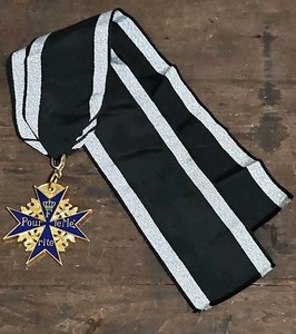 WW1 Imperial German Blue Max Pour Le Merite Reproduction Medal With RIbbon 