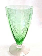 Fostoria Glass Green Versailles 12-ounce Footed Ice Tea