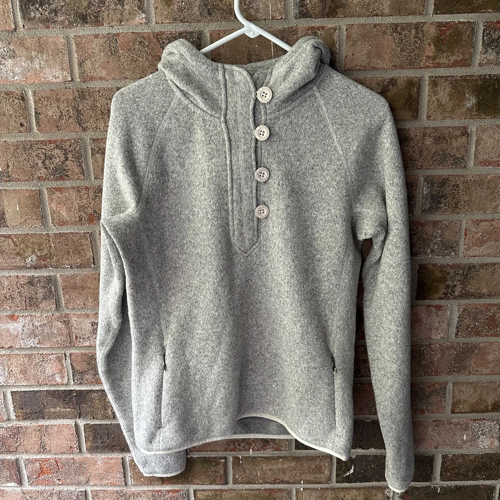 North Face Pullover Hoodie Womens Large Fleece Soft Warm Cozy Outdoors Jacket