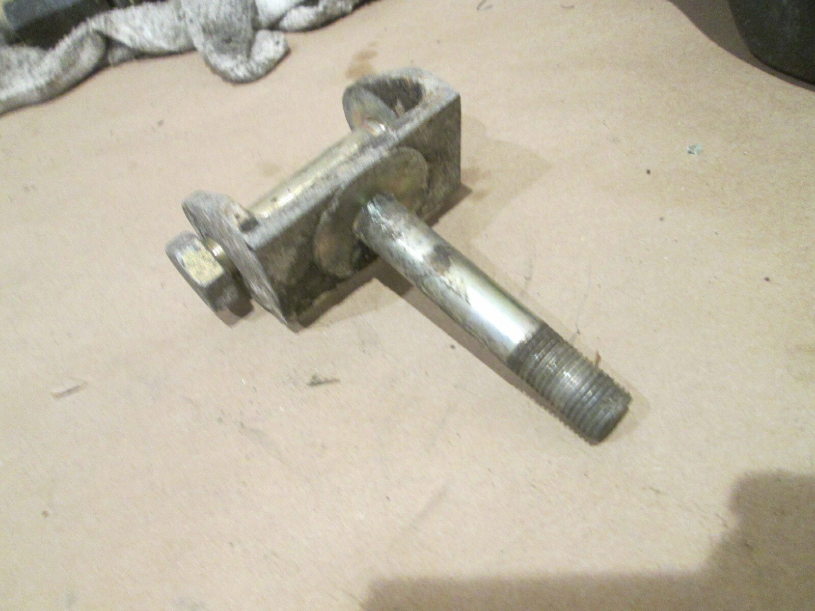 Ferrari 348,355,365,400,400i, Mondial t - Rear Suspension Lower Fork P/N 100784