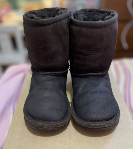 Uggs Classic Chocolate Size 10 Unisex 