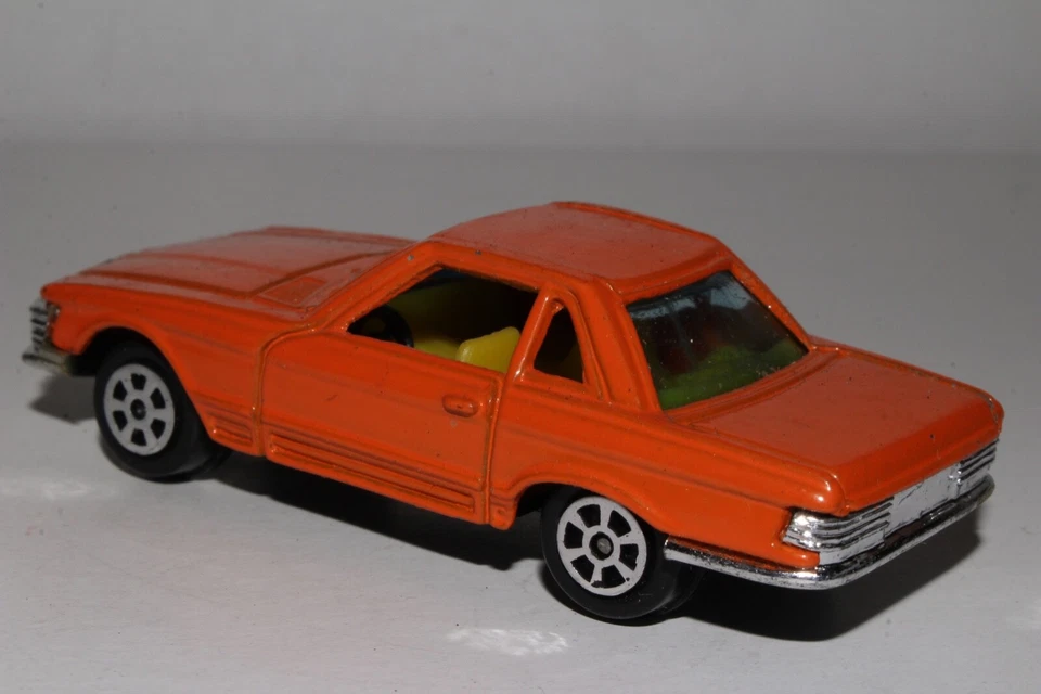 YATMING DIECAST HONG KONG MERCEDES BENZ 350SL, ORANGE, 1:64, ORIGINAL - Image 4 of 4