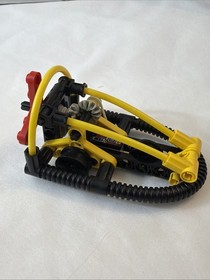 Lego Technic: Harbor - Hydro Racer - Set #8246 - 100% Complete W/ Manual