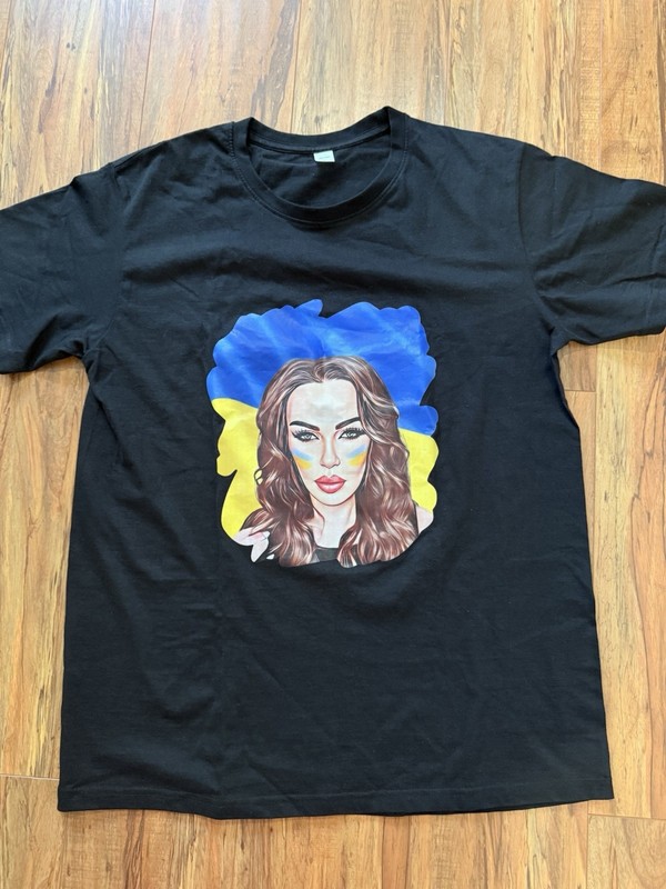 Ukrainian Woman Applique T-shirt UKRAINE FLAG Women Men Unisex Black TSHIRT sz M
