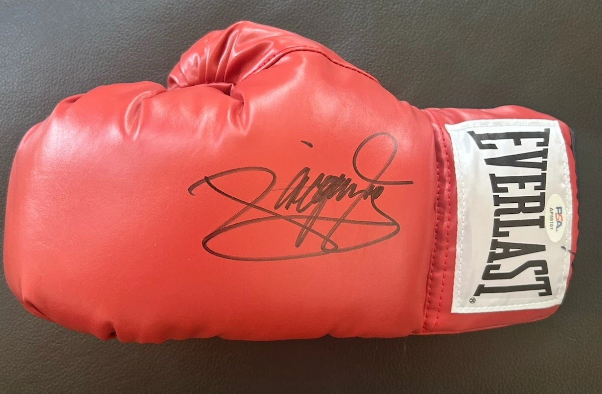 TEAM PACQUIAO サイン入りボクシンググローブ マニー・パッキャオ レア 直筆サイン入りボクシンググローブ - メルカリ