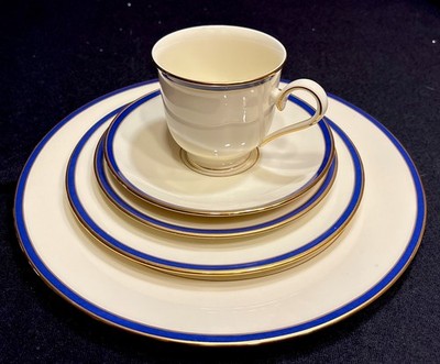 Lenox Fine China Urban Twilight American Home Collection 5 Pc Place Setting(s)
