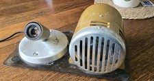 Vntg Swivelier Air Raid Siren With Spotlight Working Loud Military Vntg Swivelier Air Raid Siren With Spotlight Working Loud Military