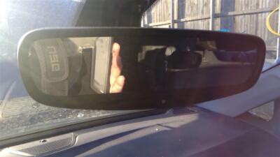 Used Front Center Interior Rear View Mirror fits: 2019 Chrysler Pacifica automat