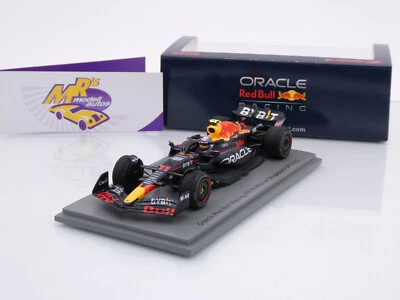 Spark S8560 # Red Bull RB18 F1 Winner Singapore GP 2022 " Sergio Perez " 1:43 - Bild 1 von 4