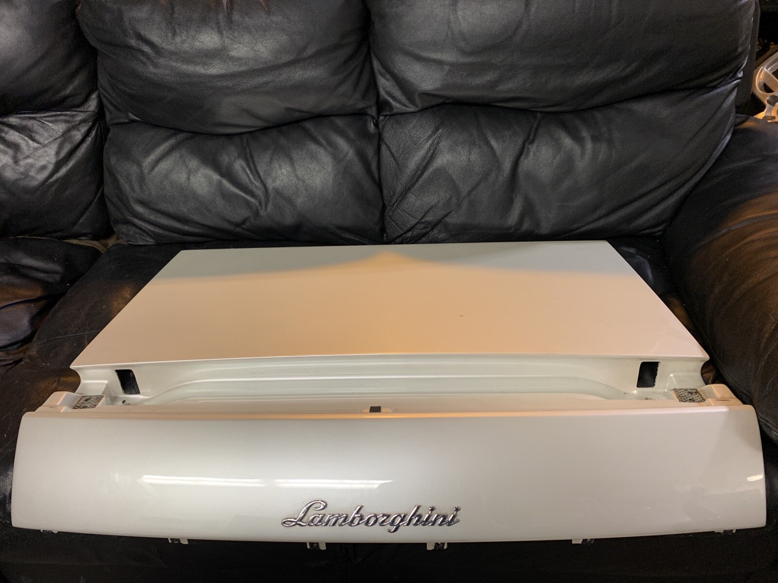 No damage - Lamborghini Murcielago LP640 Rear Deck Lid Balloon White 410827015