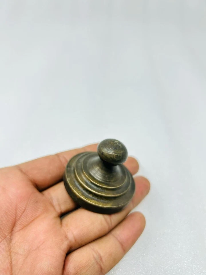Vintage Brass Hand Crafted Paper Weight Old Heavy Brass Table Paper Weight - Image 3 of 4