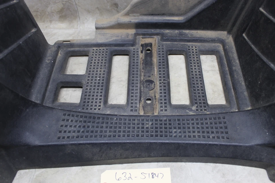 Protector contra salpicaduras de barro izquierdo Arctic Cat 450 4x4 OEM 10-12 pozo para pies 2516-385 Foto 2 de 4