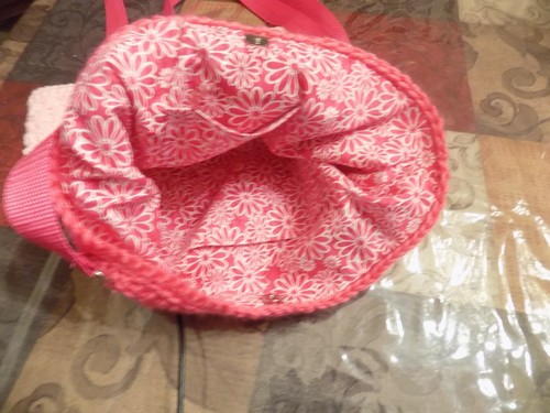 HANDMADE CROCHET PINK AND WHITE PURSE WITH INSIDE POCKETS AND DOUBLE STRAP - Picture 3 of 6