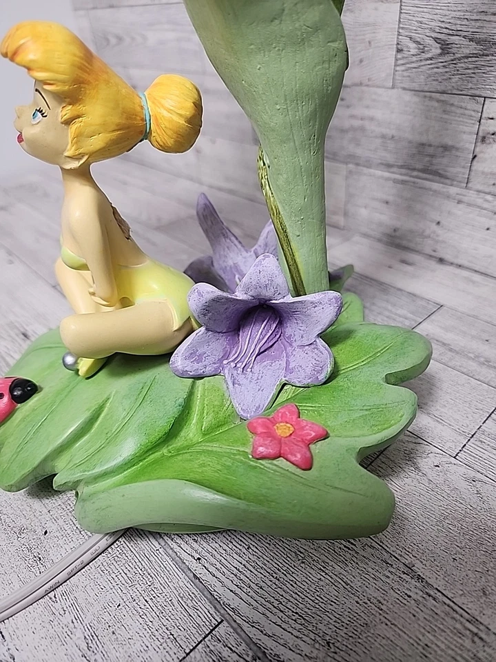 Lámpara de mesa Hampton Bay Disney Tinker Bell flor de tulipán pantalla de vidrio *sin alas* Foto 4 de 4