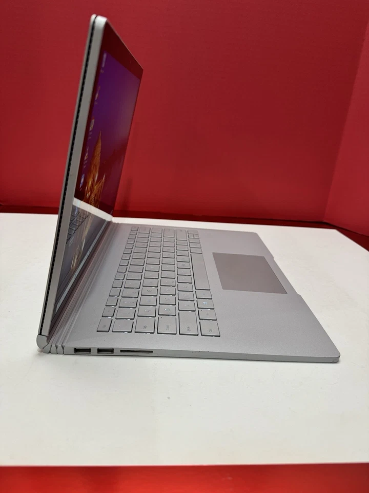 Notebook Microsoft Surface Book 2 13,5” i5 8350U 1.7GHz 8GB RAM 256GB 2 em 1  - Imagem 3 de 4