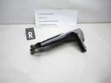 2011-2014 Toyota Sienna Sliding Door Hinge Bottom Roller Hinge 6839008041 OEM