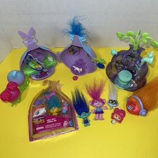 DreamWorks LOT Trolls World Tour Poppy's Stylin' Pod W/LOTS of xtras EUC 