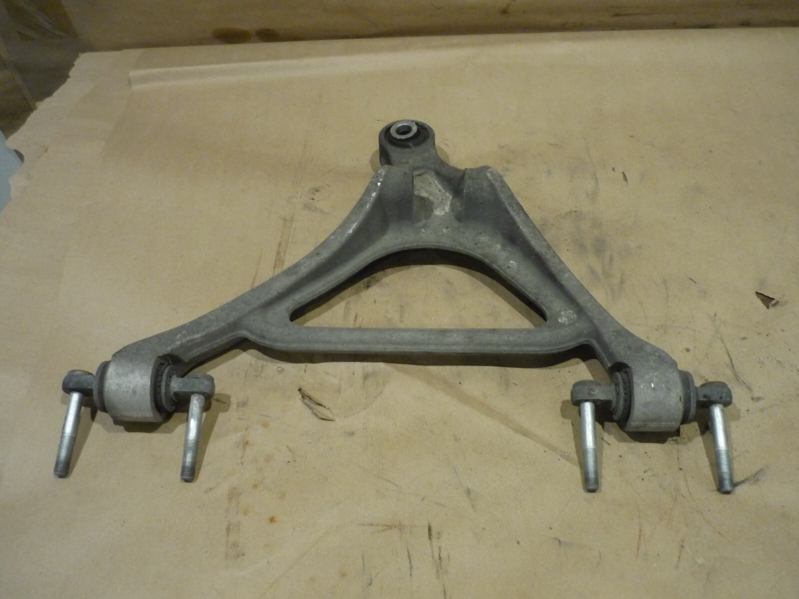 Ferrari 360,430 - RH Rear Suspension Lower Control Arm -P/N 200941