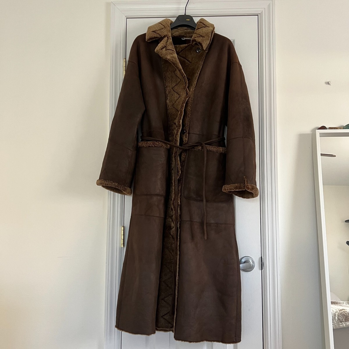 € 2300 Authentic SINCLAIR Shearling Montone Coat ITALY Size 42 | eBay