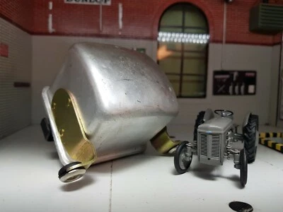 MASSEY FERGUSON Ferguson Tractor TE20 TEA20 TED20 TEF20 Lucas Type Voltage Regulator Control Box