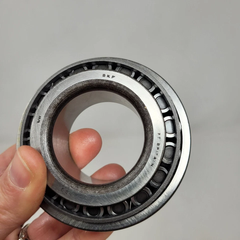 Rodamientos portadores diferenciales SKF 41045 British Spares cono Land Rover de colección Foto 3 de 4