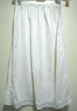 VTG Nan Flower White Nylon Half Slip W/COTTON FLORAL LACE INSERTSS SZ M