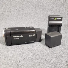 Panasonic HDC-TM40 Full HD 16GB Memory Video Camera with Charger, Batteries
